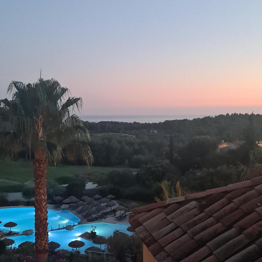 Hameau Des Amandiers Vue Mer - Piscine, Golf Et Tennis Prive Сен-Сир-сюр-Мер Экстерьер фото